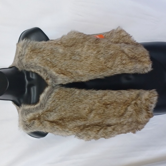 Girls WonderNation Fur vest size XXL 18 - Picture 1 of 4